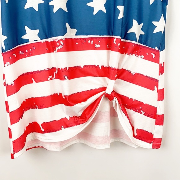 NWOT For G and PL American Flag Twist Knot Short Sleeve Top--2XL - Picture 7 of 14